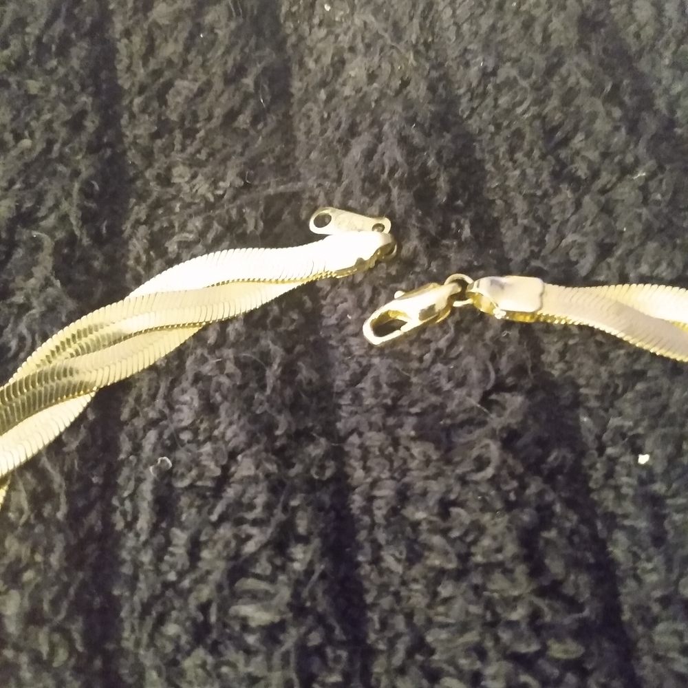 Necklace - Picture 4 of 7